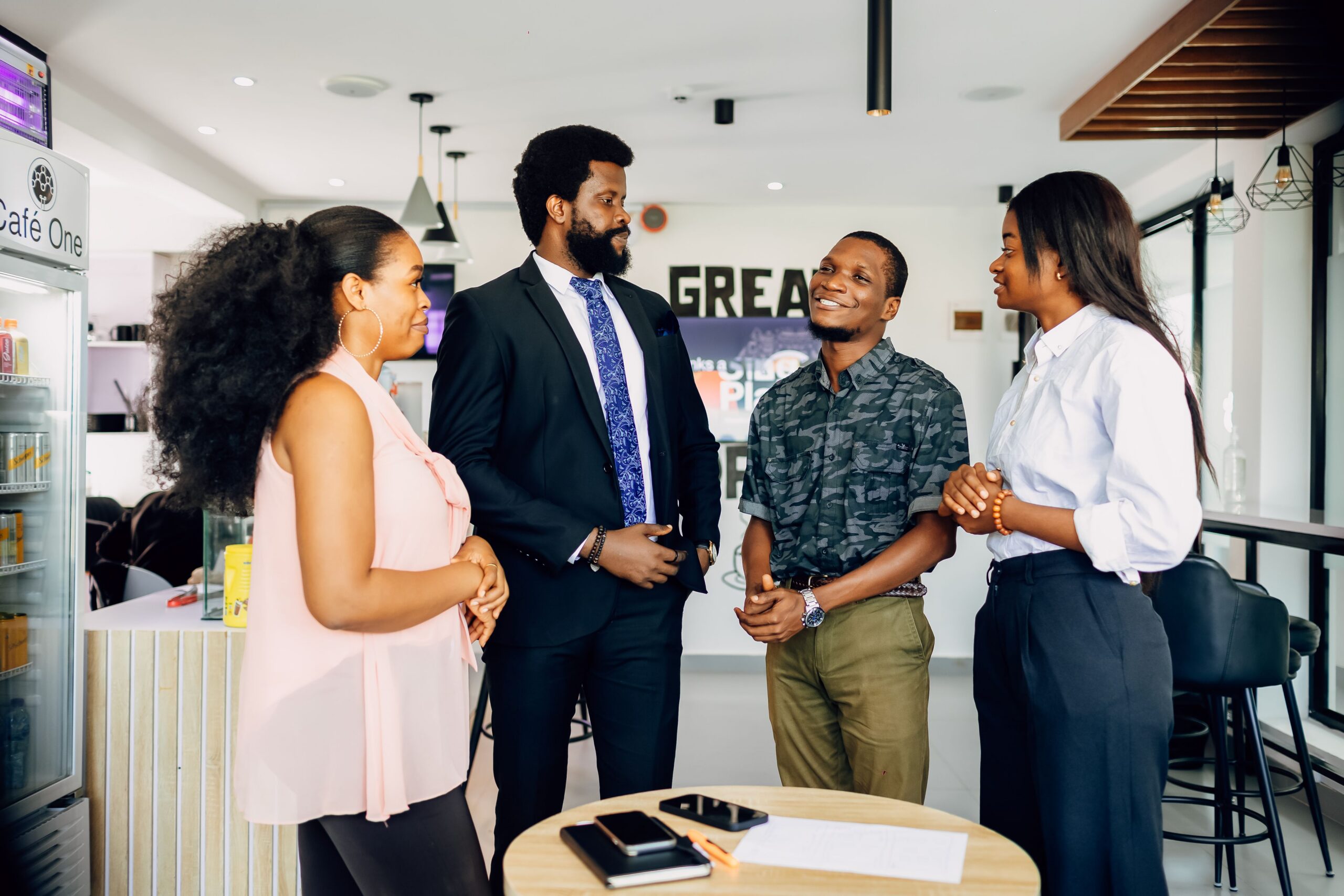Collaboration Professionnel Afrique scaled